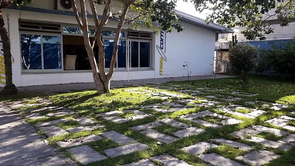 Fachada da MAY COM na Rua Matias Klock, no São Judas, em Itajaí